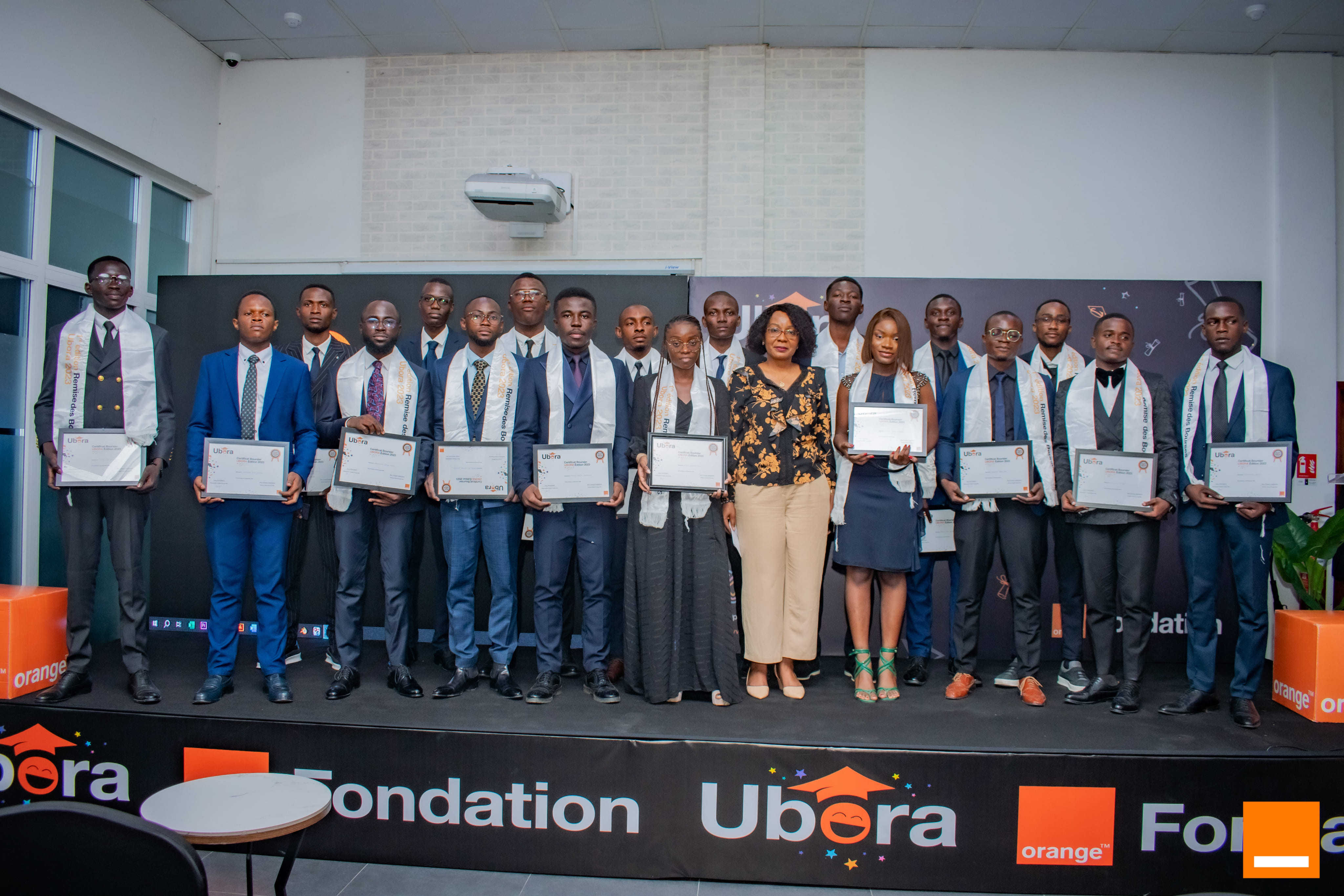 2639e7749e8b6c67b109928a9117624f