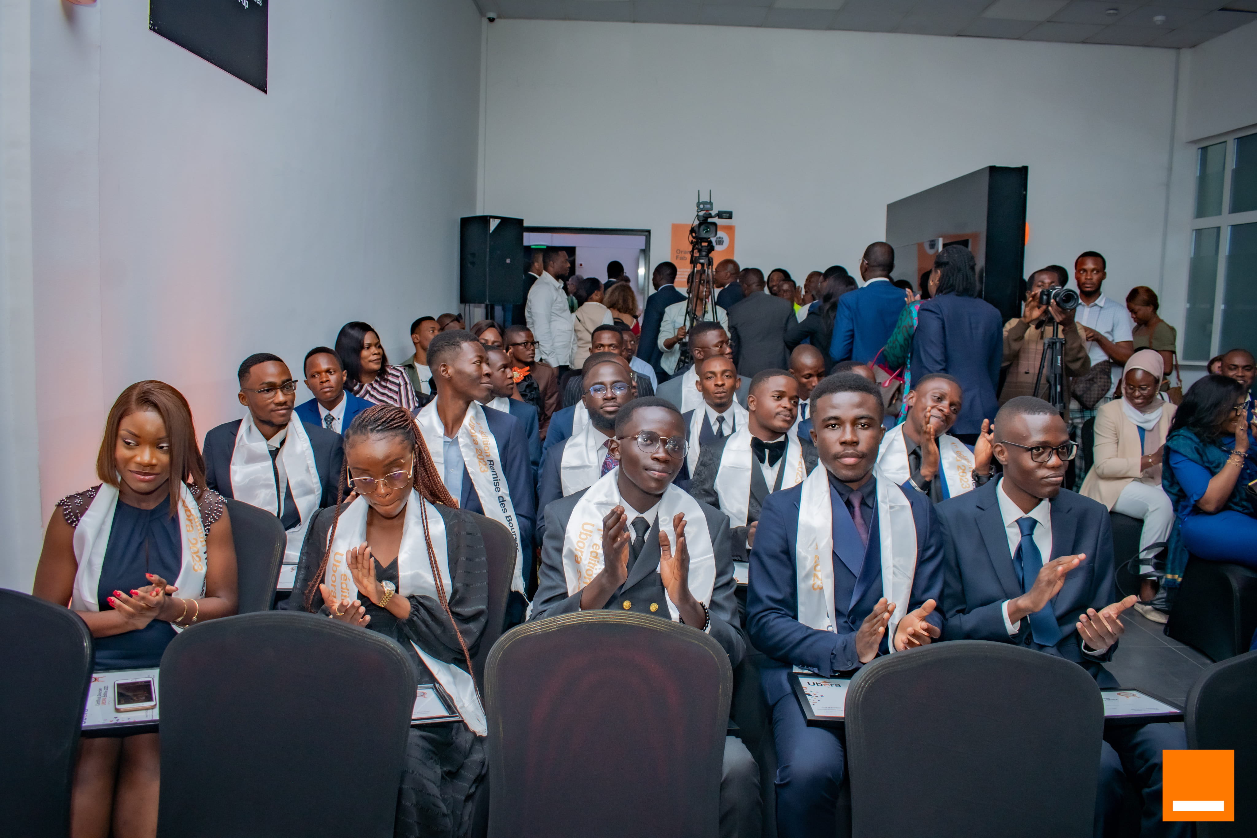 ea209dca9b15083c1f36a109ec8e9387